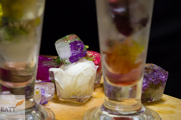 Flower ice cubes